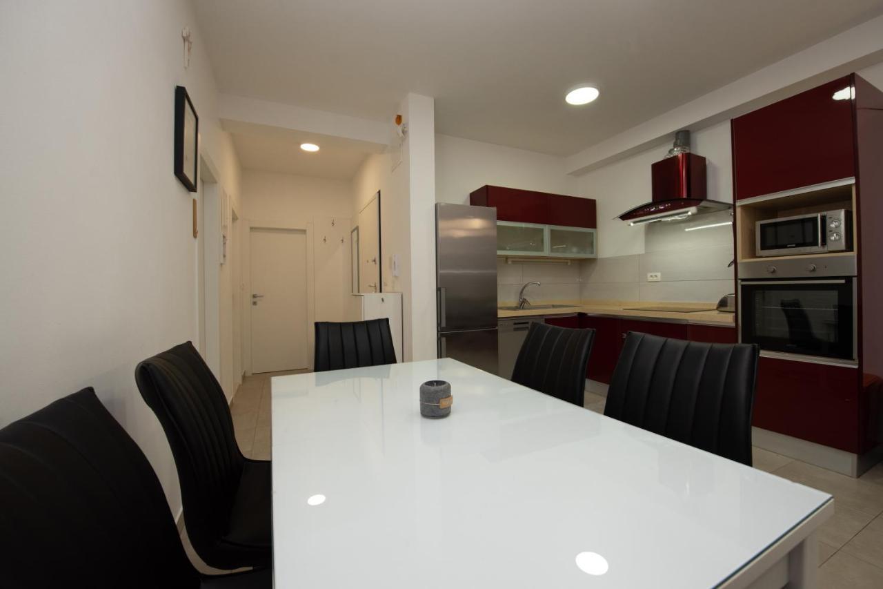 Apartment Miss Tina Trogir Eksteriør bilde