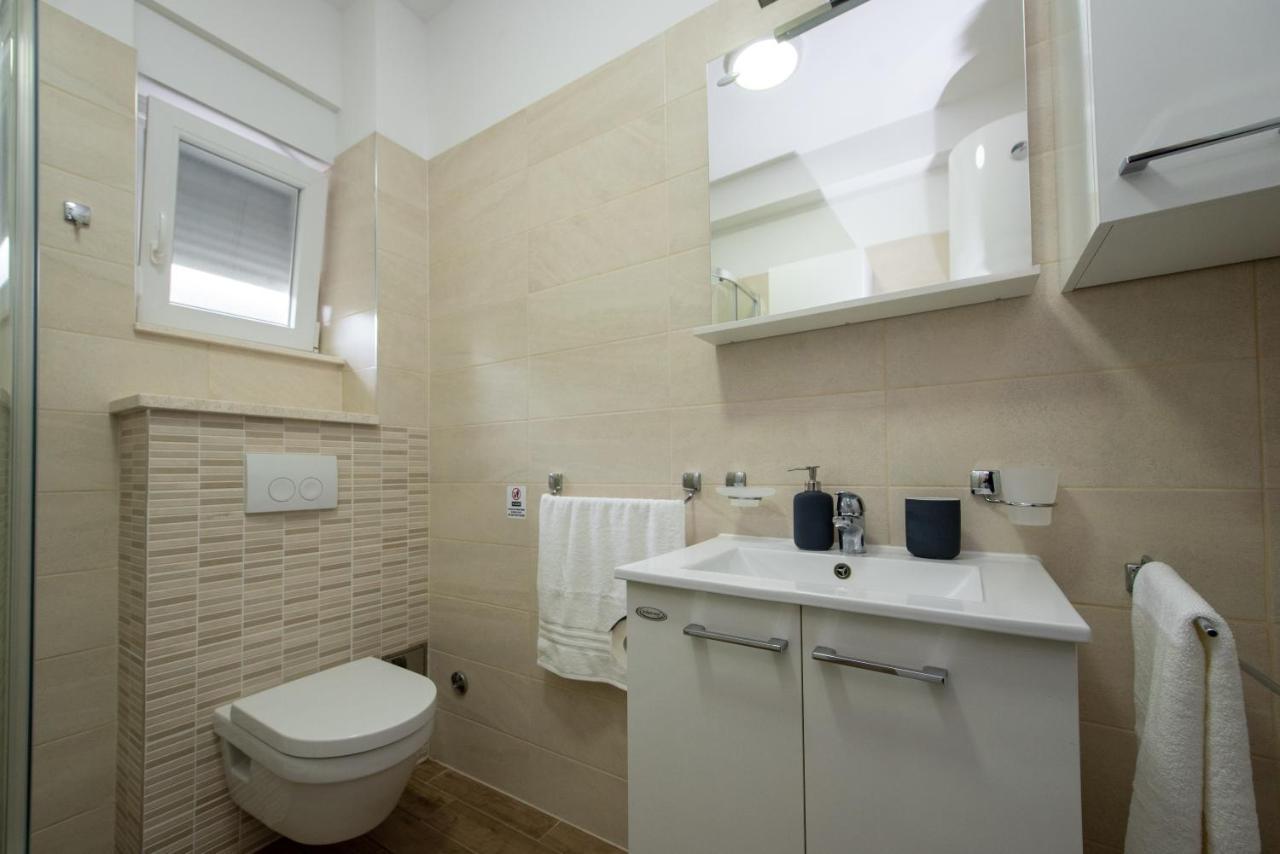 Apartment Miss Tina Trogir Eksteriør bilde