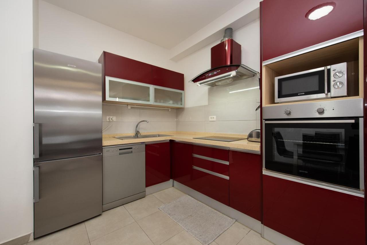 Apartment Miss Tina Trogir Eksteriør bilde