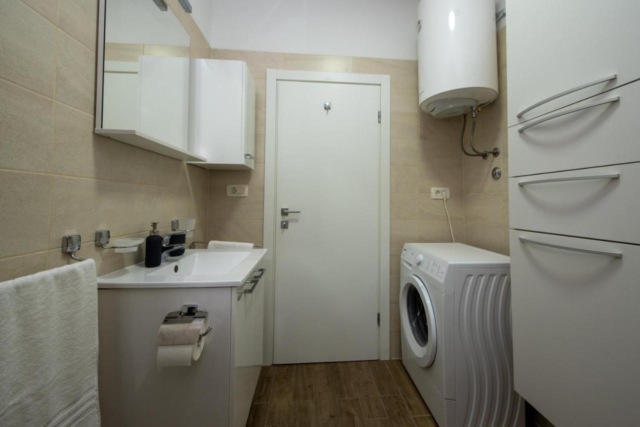 Apartment Miss Tina Trogir Eksteriør bilde