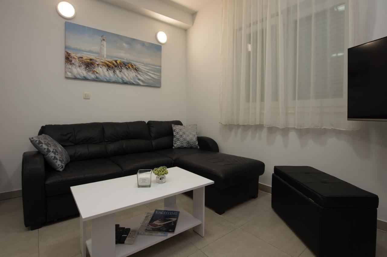 Apartment Miss Tina Trogir Eksteriør bilde